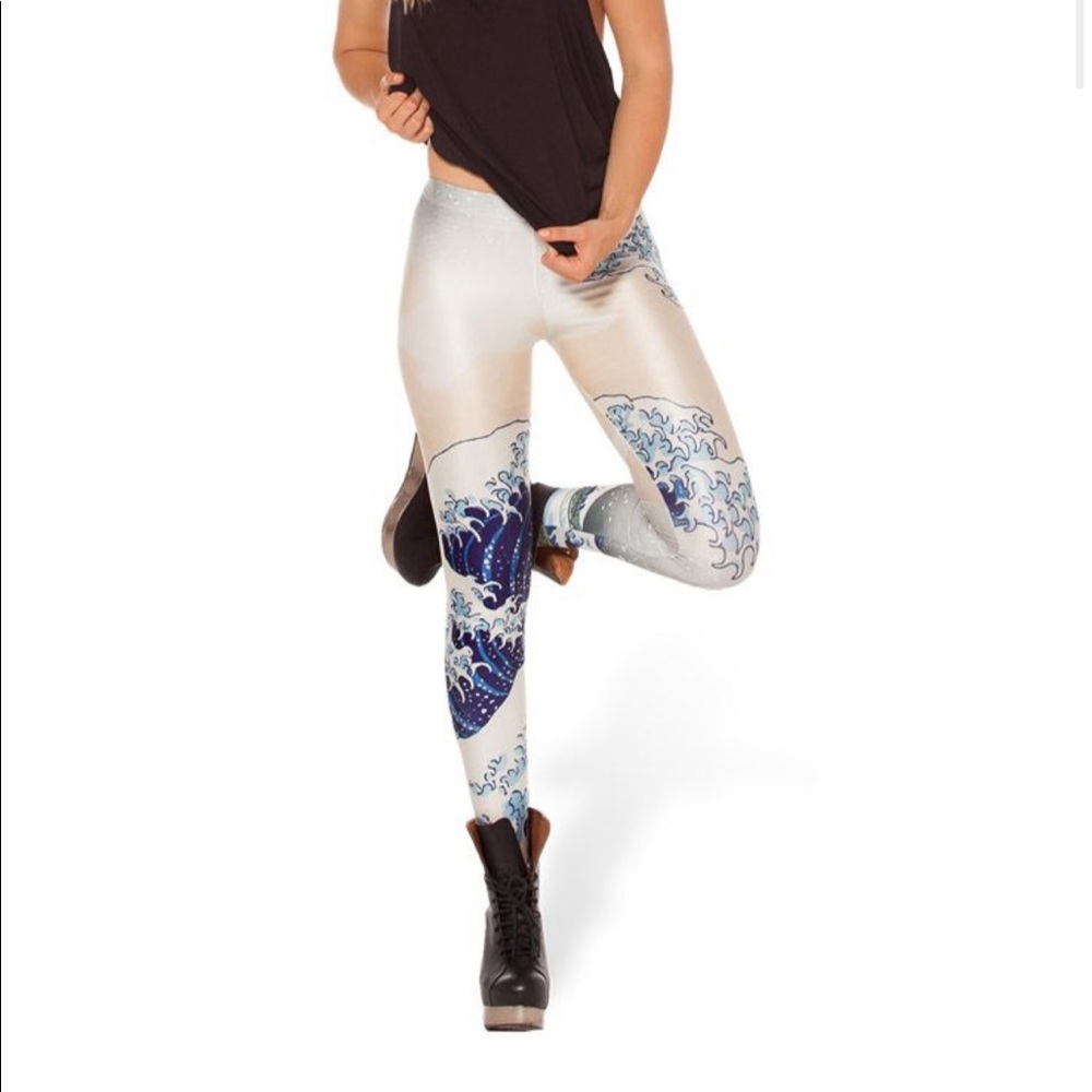 Out of print blackmilk great wave leggings